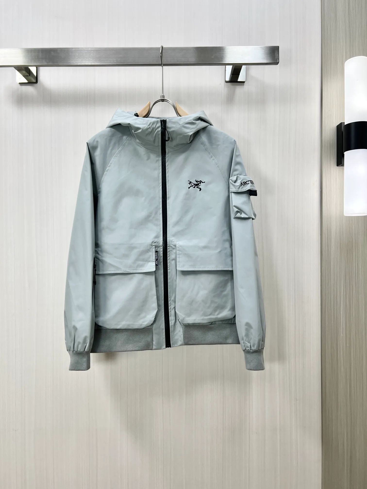 ARCTERYX 2026 New Arrival ，Original Premium ！ Breathable ， ， ， Quality。 ！ ， S！ Sizes：M～XXXL